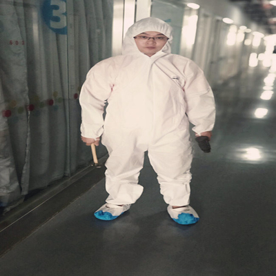 SMS 버릴 수 있는 보호하는 상하가 붙은 작업복 비 우븐 보호하는 상하가 붙은 작업복 정장